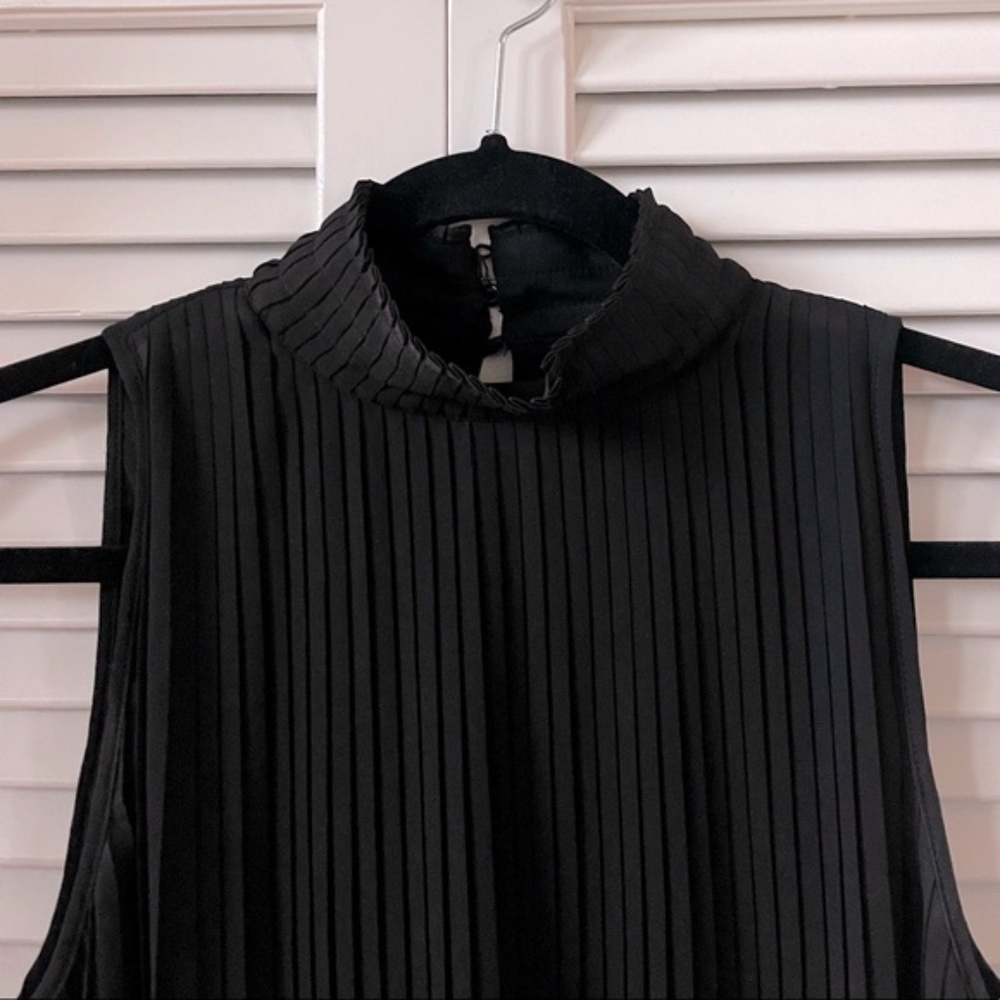 New Zara Collection Black Pleated Drape Tank - Picture 7 of 7